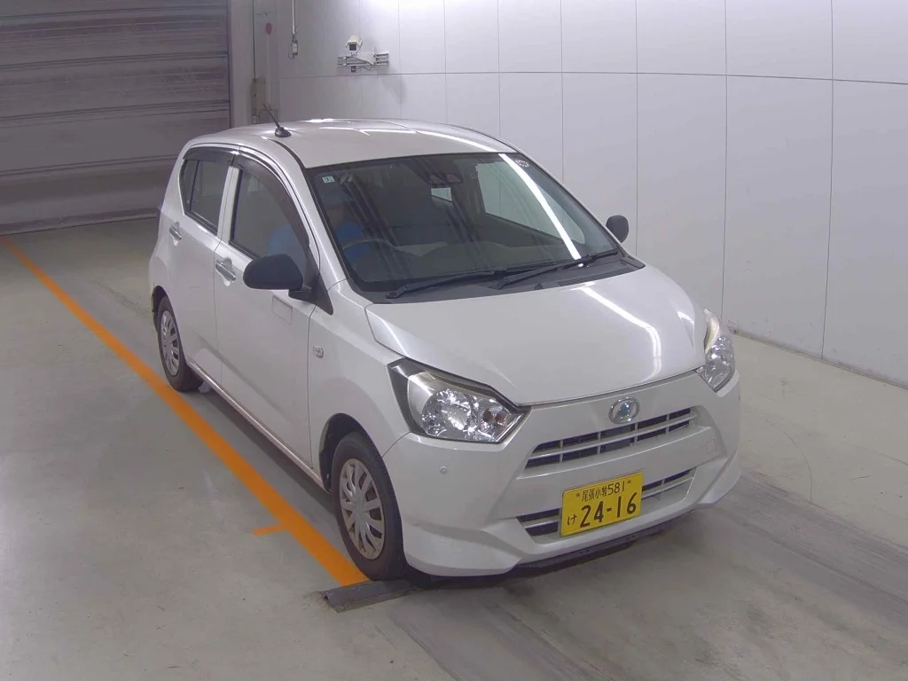 Daihatsu Mira e:S LA350S 2018
